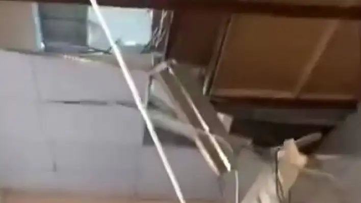 Marketin tavanı çöktü bir kişi yaralandı
