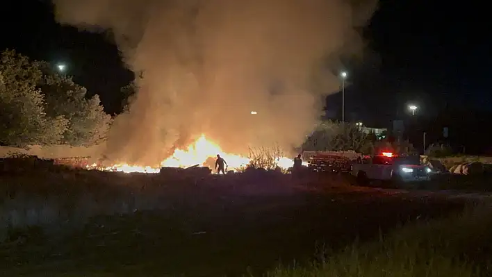 Kocasinan'da korkutan yangın! Alevler eve sıçramadan söndürüldü