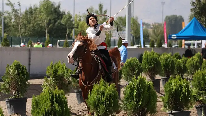 Atlı Okçuluk Türkiye Şampiyonası final yarışları