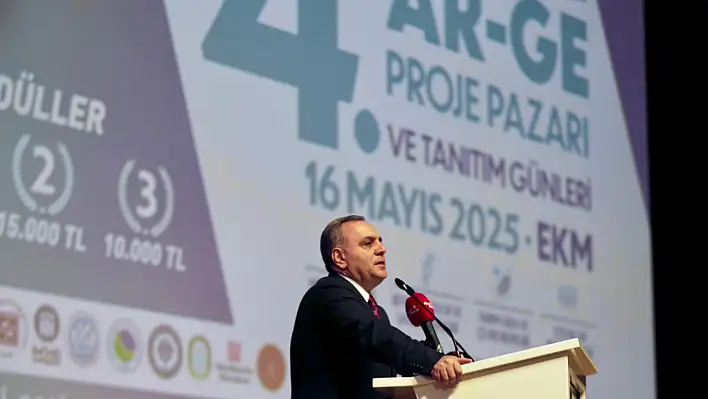 AÜB Üniversite Tanıtım Fuarı ve Ar-Ge Proje Pazarı ERÜ ev sahipliğinde açıldı