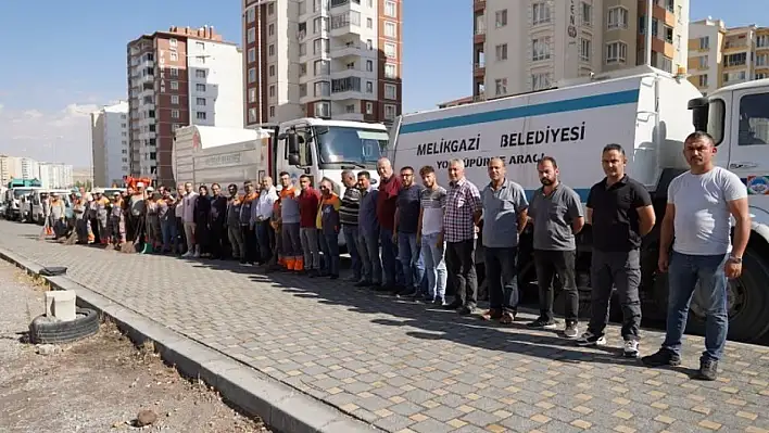 Bahçelievler Mahallesi'nde toplu temizlik çalışması yapıldı