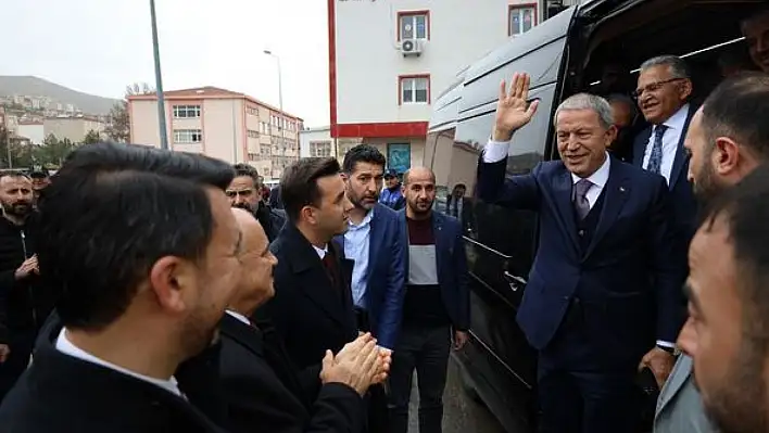 Bakan Hulusi Akar Yahyalı ilçesini ziyaret etti