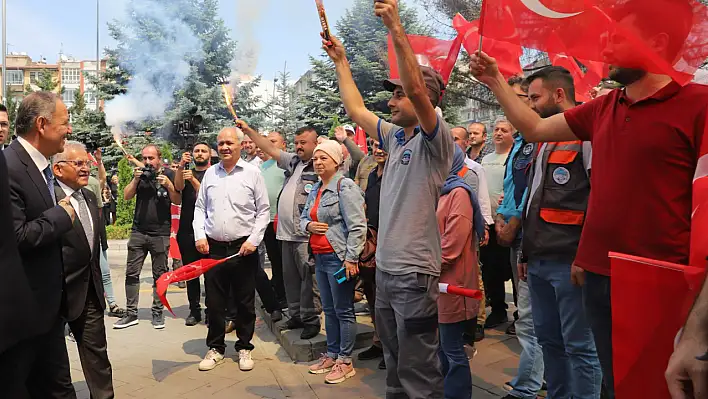 Bakan Mehmet Özhaseki'ye Memleketinde Sevgi Seli 