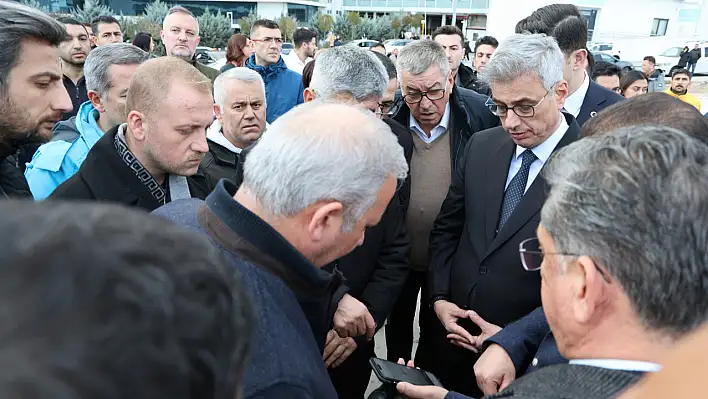 Bakan Memiş, soluğu kaza yerinde aldı!