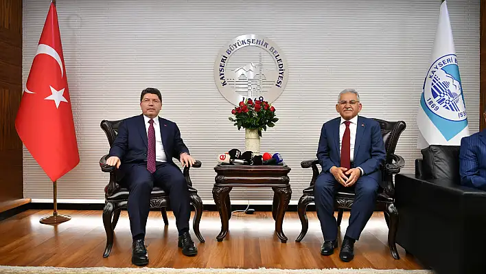 Bakan Tunç'tan Başkan Büyükkılıç'a ziyaret!