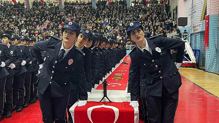 Bakan Yerlikaya duyurdu- 12 bin polis memuru alınacak!