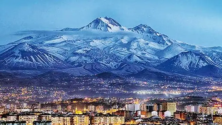 Bakanlıktan 2025 müjdeleri: Mikro kredi, ücretsiz fidan ve yüzde 80 indirimli destek!