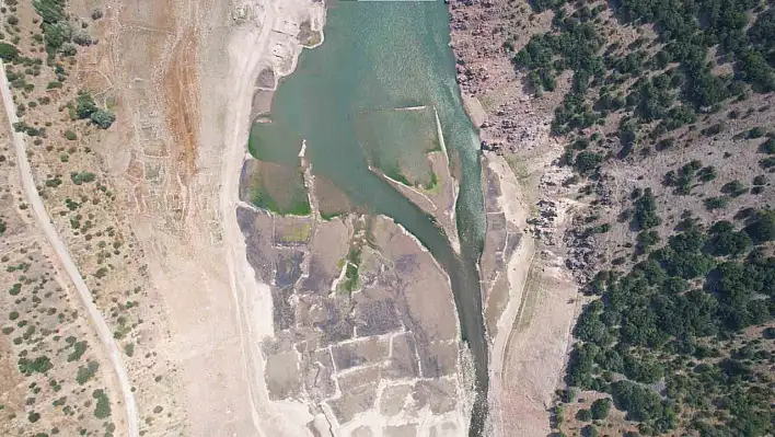 Barajlarda kritik seviye yeniden gün yüzüne çıktılar!