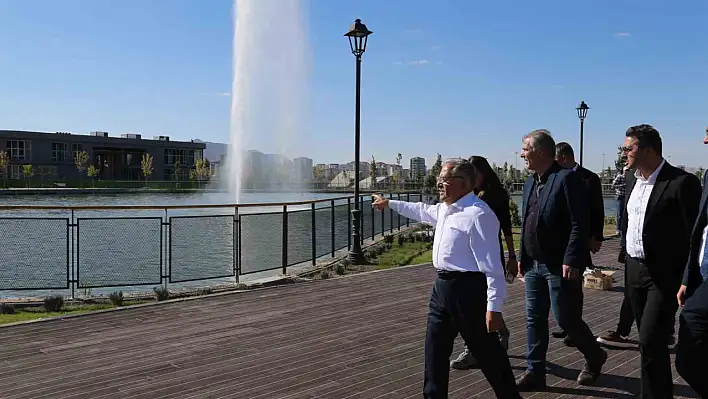 Başkan Büyükkılıç: 'Millet Bahçemiz Cumhuriyet Bayramı'mızda açılıyor'