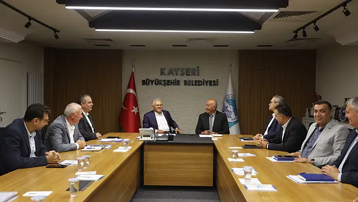 Başkan Büyükkılıç'a Özvatan Belediye Başkanı Demir'den ziyaret!