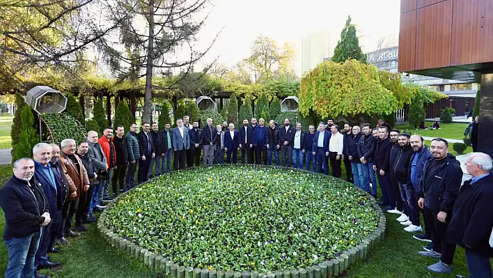 Başkan Büyükkılıç'a Yeraltı Çarşısı esnafından ziyaret!