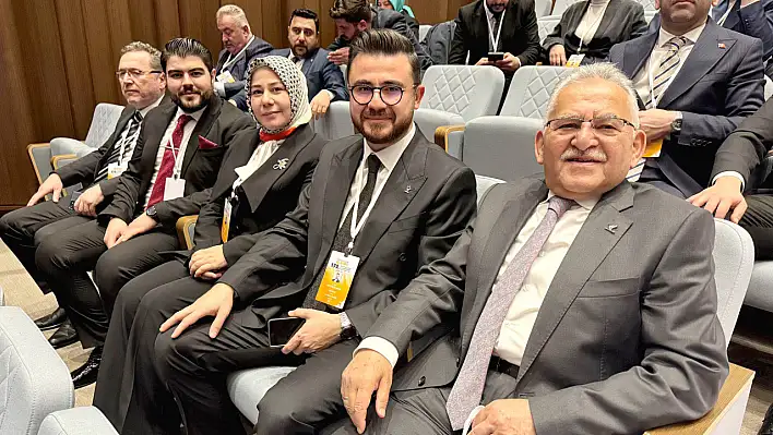 Başkan Büyükkılıç AK Parti Genişletilmiş İl Başkanları Toplantısı'na katıldı