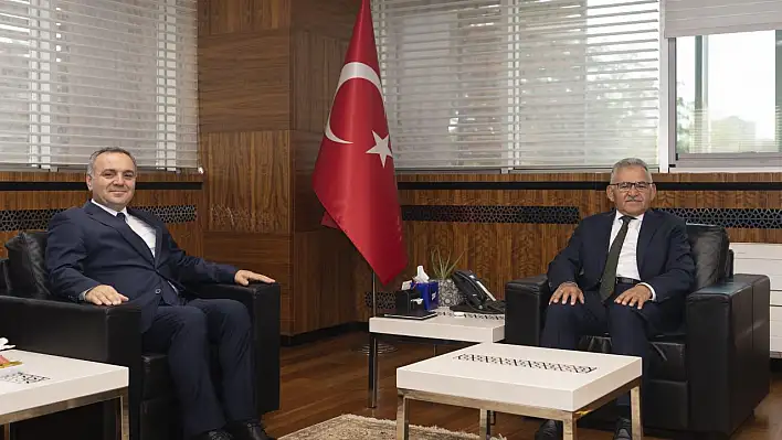 Başkan Büyükkılıç, ERÜ ve KAYÜ rektörleri ile bir araya geldi