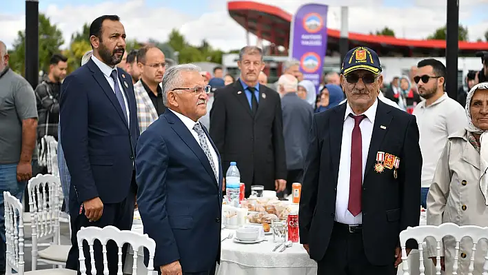 Başkan Büyükkılıç Gaziler ile bir araya geldi