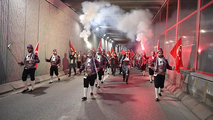 Başkan Büyükkılıç, gençlerin coşkusuna ortak oldu!