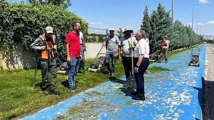 Başkan Büyükkılıç Kolları Sıvadı!