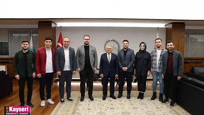 Başkan Büyükkılıç, STK temsilcileri ve muhtarları makamında kabul etti