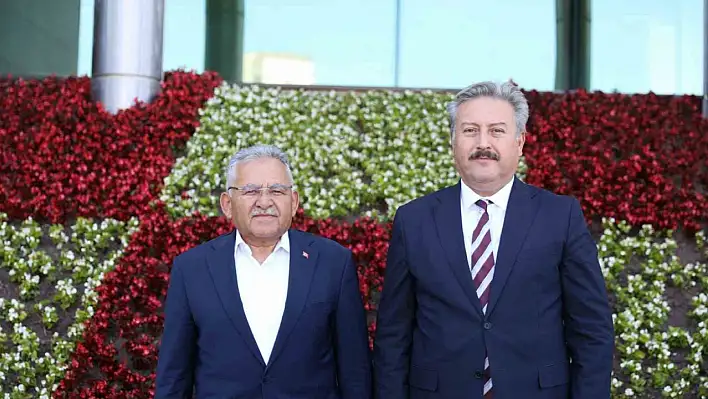 Büyükkılıç ve Palancıoğlu istişare toplantısı gerçekleştirdi