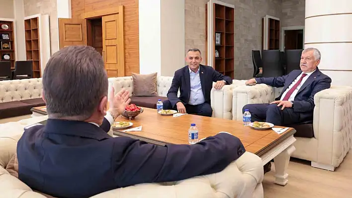 Başkan Nefi Kara'ya önemli ziyaret!