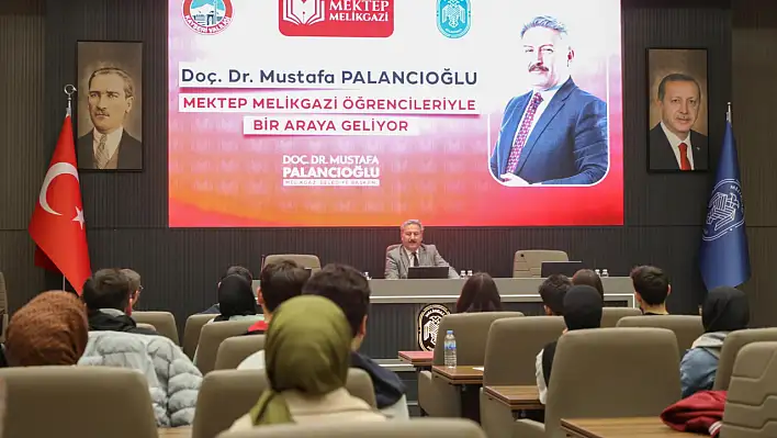 Başkan Palancıoğlu gençlerle buluştu: 'Sizler bizim geleceğimizsiniz'