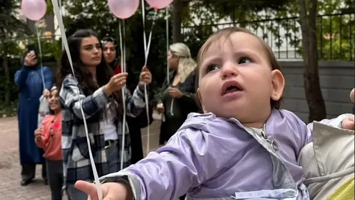 Başkan sözünü tuttu - SMA'lı Aysima Bebek Almanya'da böyle karşılandı!