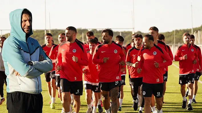 Bayram Bektaş'ın takımı İstiklalspor Kayseri'de kampa başladı! Övgü dolu sözler...