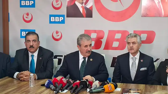 BBP Genel Başkanı Destici Kayseri'de konuştu! Asgari ücret, emekli maaşları, dış politika…