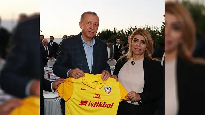 Berna Gözbaşı'ndan Kayserispor'a tam destek: Bu takım Trabzonspor'u yener