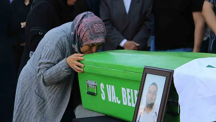 Sivas sağlık camiasının acı kaybı: Uzm. Dr. Orhan Kırbıyık vefat etti