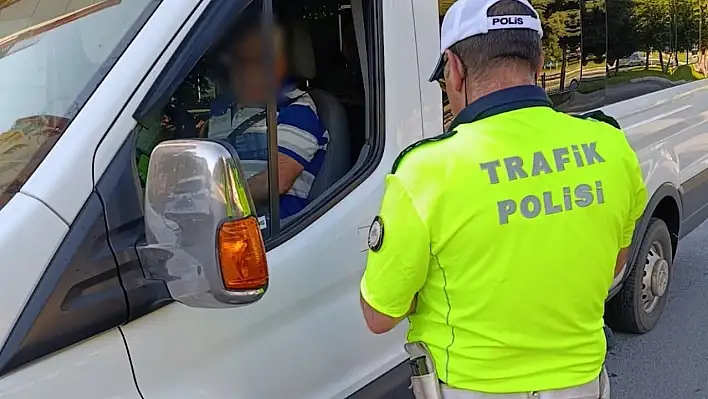 Kayseri'de kural ihlali yapanlara polis ekipleri geçit vermedi: Cezalar peş peşe geldi!