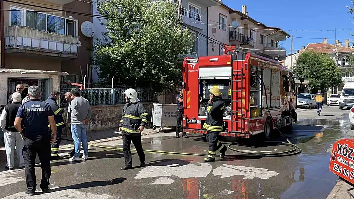 Bodrum katta çıkan yangın: 5 kişi dumandan etkilendi