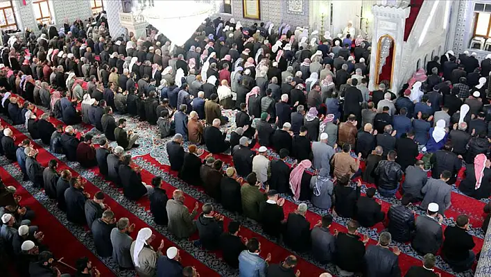 Bu haftaki Cuma hutbesinin konusu ne? İşte Cuma Hutbesi'nin tam metni!