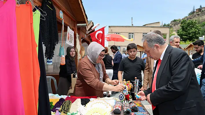 Bu 'Pazar' başka Pazar!