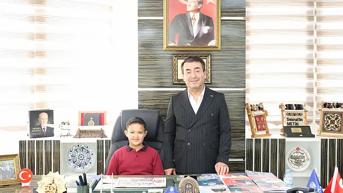 Bünyan Belediyesi Başkanlık koltuğu şehidin yeğenine teslim!