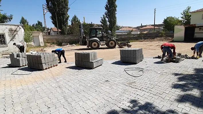 Bünyan'da parke çalışmaları sürüyor