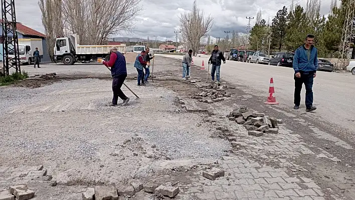 Bünyan'da yol çalışmaları devam ediyor