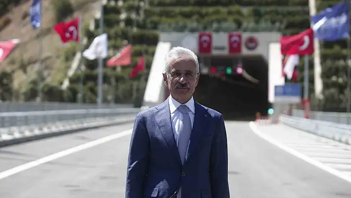 Bursa'yı dağ yörelerine bağlayan Doğancı Tüneli açıldı!