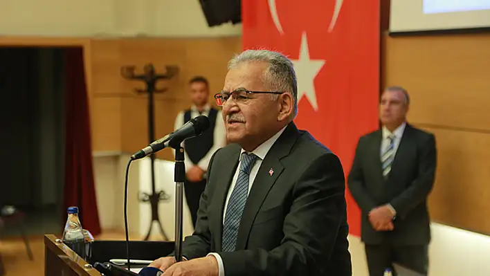 Büyükkılıç'tan iddialı konuşma - 'Kayseri yerel yönetimlerde başı çekiyor!'