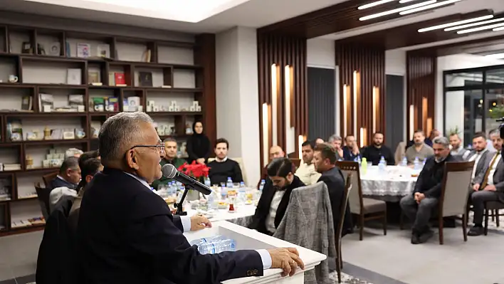 Büyükkılıç, AK Parti İl Yönetim Kurulu Toplantısı'nda konuştu