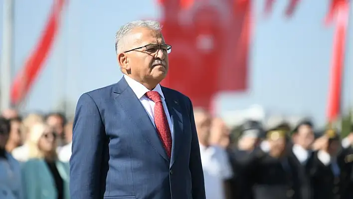 Büyükkılıç: ''Milletin yolunu aydınlatan en güçlü rehber''