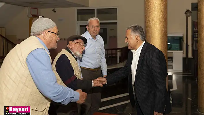 Büyükkılıç Yaşlılara Saygı Haftası'nı kutladı