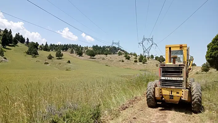 Büyükşehir'den kırsalda yol yapım çalışması