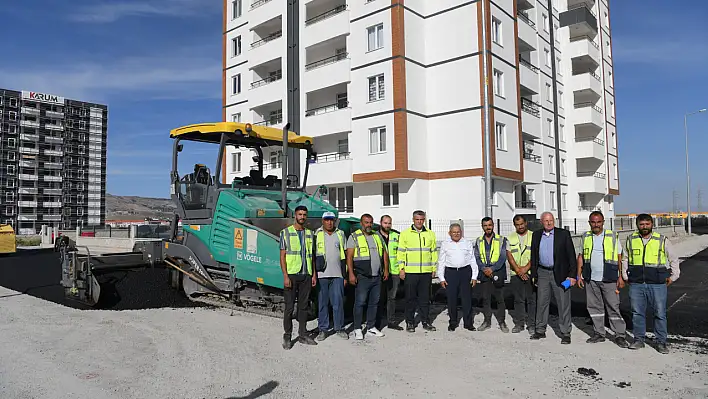 Büyükşehir'den milyonluk yol yapımı!