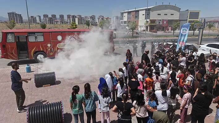 Büyükşehir'den öğrencilere afet güvenlik eğitimi