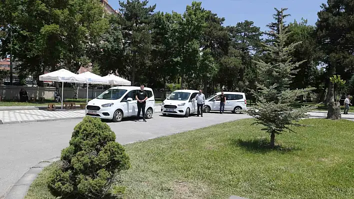 Büyükşehir'in mezarlık içi ücretsiz ulaşım hizmeti