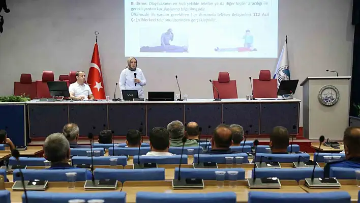 Büyükşehir personeline temel ilkyardım eğitimi