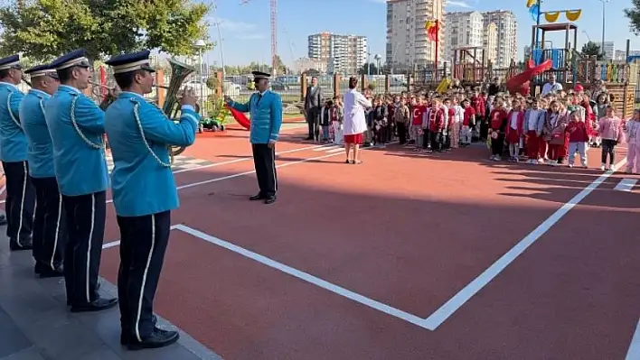 Kayseri'de mehter marşlarıyla Cumhuriyet Bayramı kutlaması
