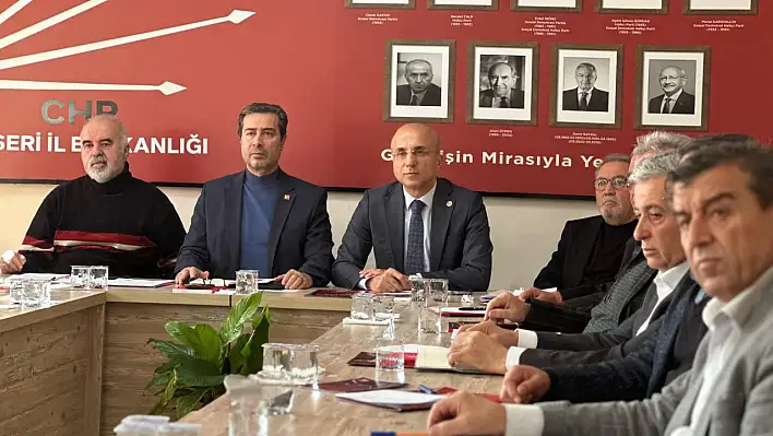 CHP Kayseri'de 2025'in ilk ilçe başkanları toplantısı gerçekleşti