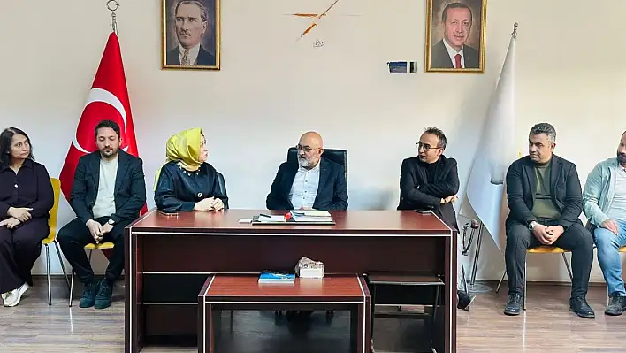 Cıngı'dan Kayseri'nin tek kadın ilçe başkanına tebrik