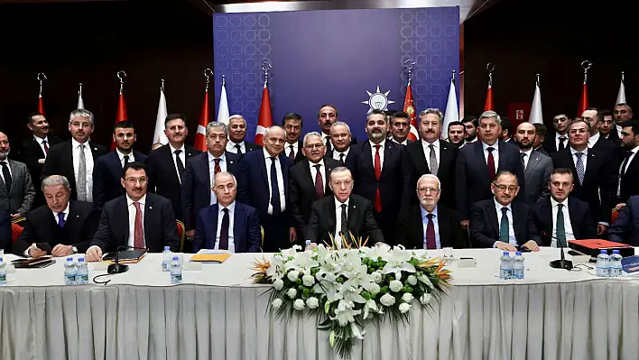 Cumhurbaşkanı ile görüştüler - Kayseri'de hangi ilçelerde belediye başkanı değişecek?